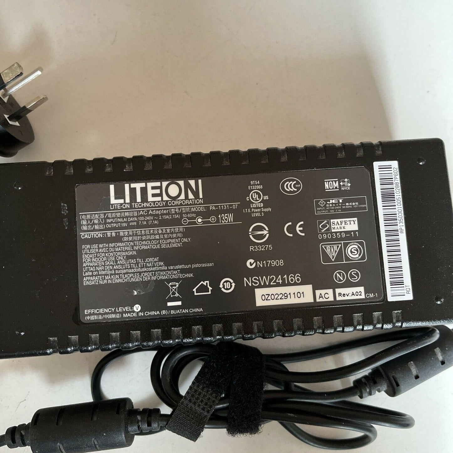 Genuine Liteon PA-1131-07 AC Adapter 19 V 7.1 A Power Supply