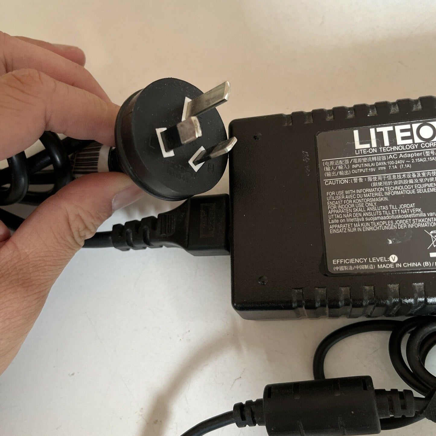 Genuine Liteon PA-1131-07 AC Adapter 19 V 7.1 A Power Supply