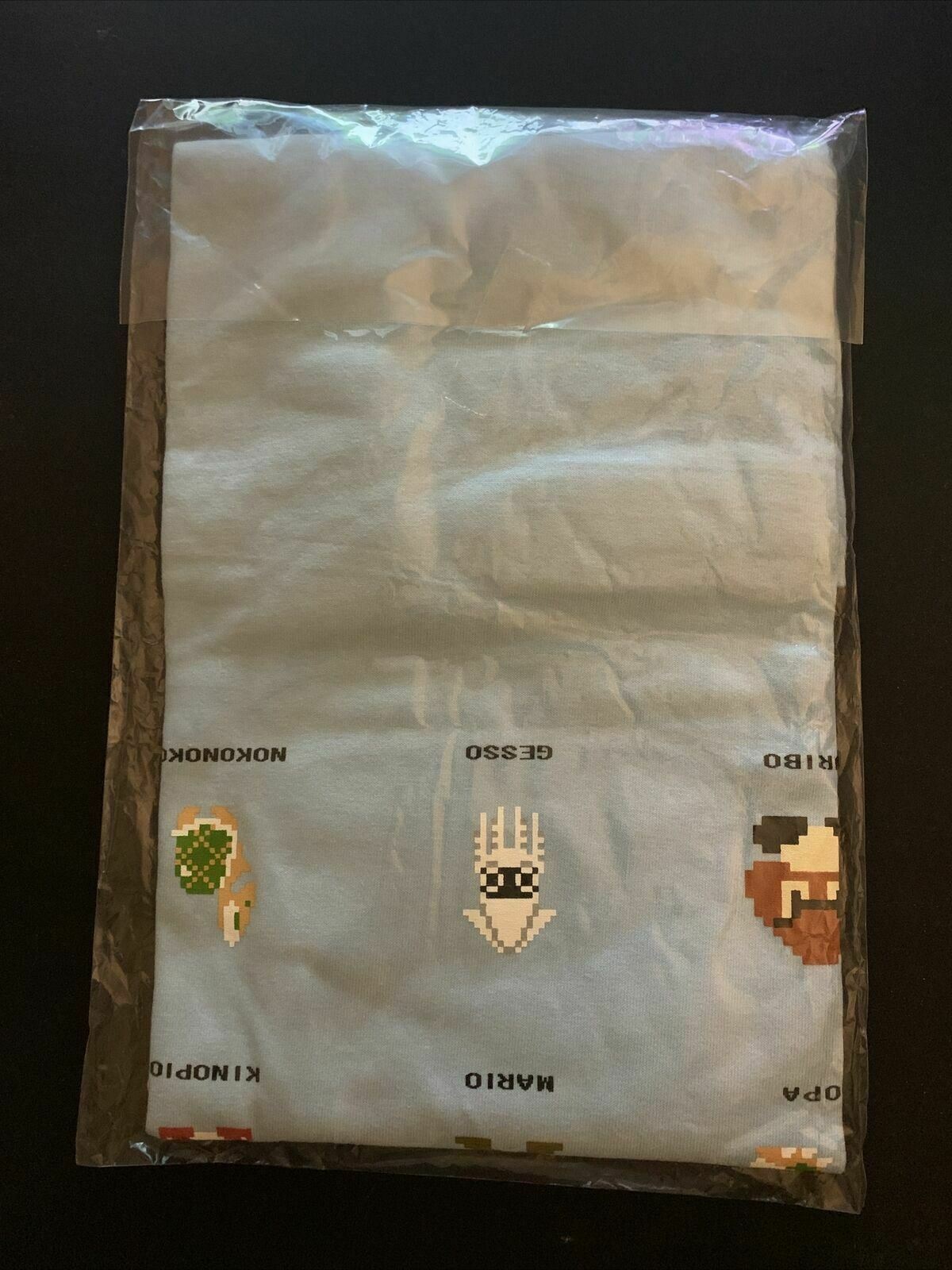 Genuine Official Club Nintendo T-Shirt 2010 Large Retro Mario Brothers **Rare**