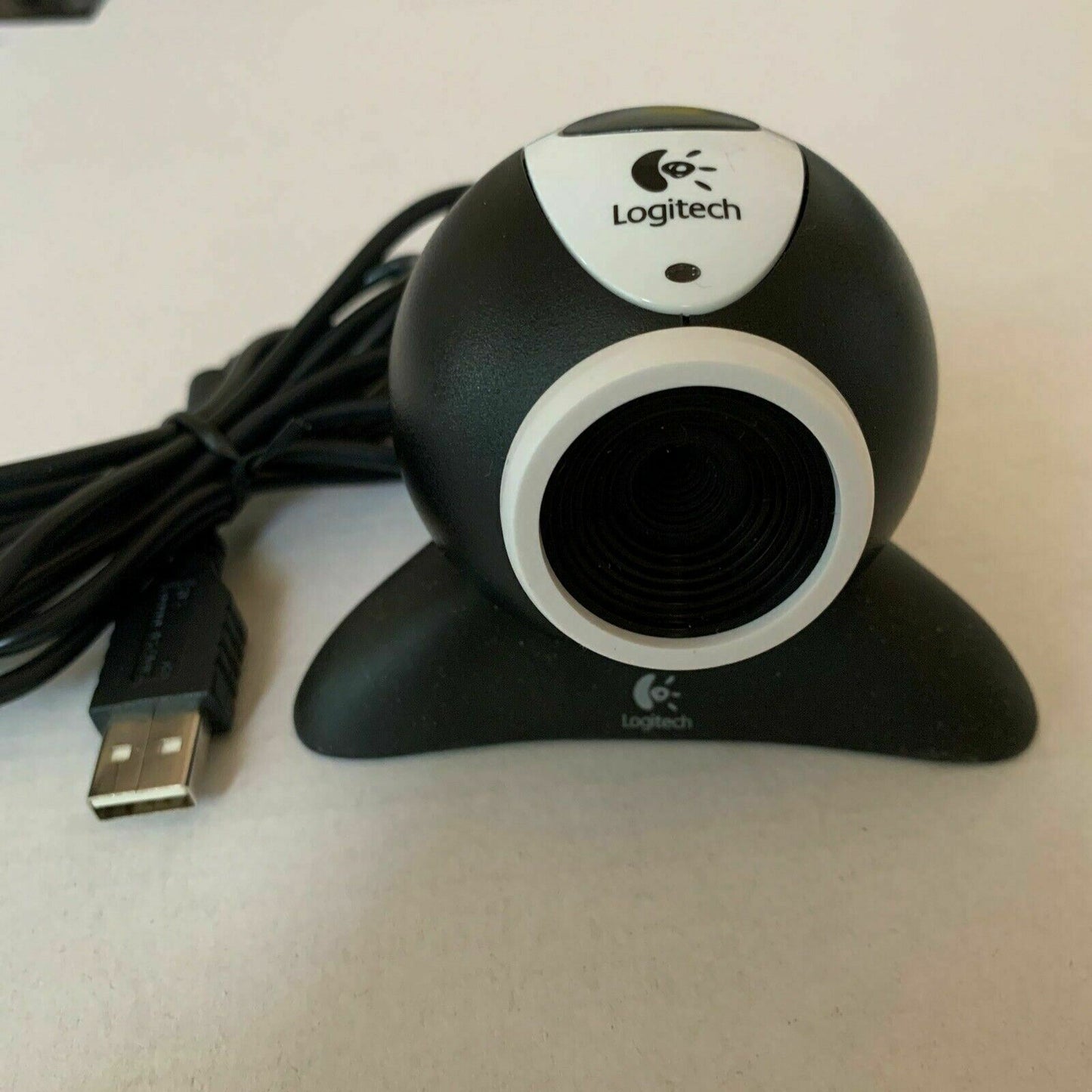 Logitech QuickCam Express Web Camera V-UAZ27A Webcam USB