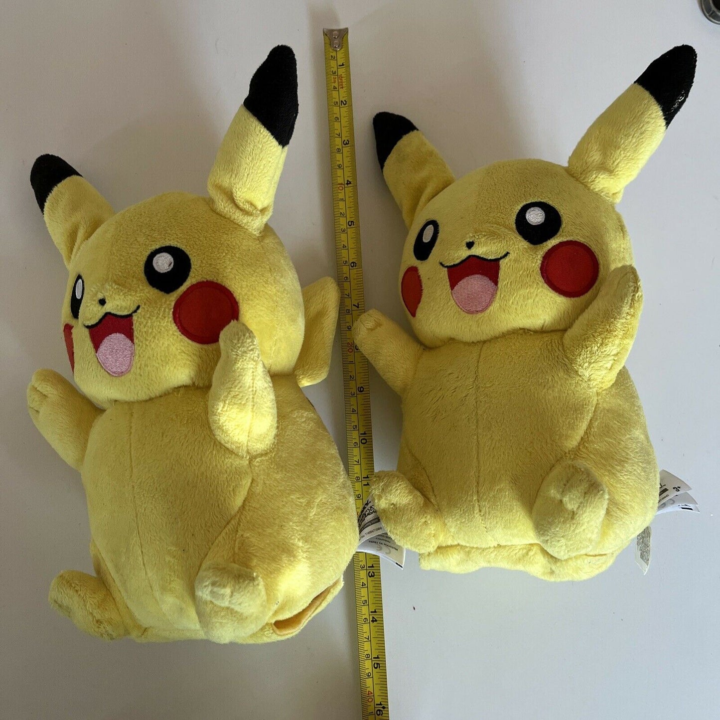 2x Pokemon Pikachu 10" Talking Light Up Cheeks Soft Cuddly Plush 2017 Tomy