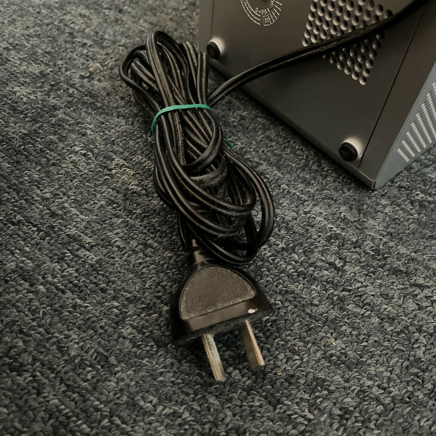 Vintage Sony Digicube Digital Clock AM/FM Radio ICF-C11W