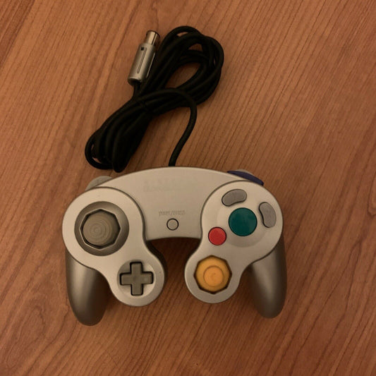 Authentic Genuine Nintendo Gamecube Controller Silver - Tested & Very Good Cond.