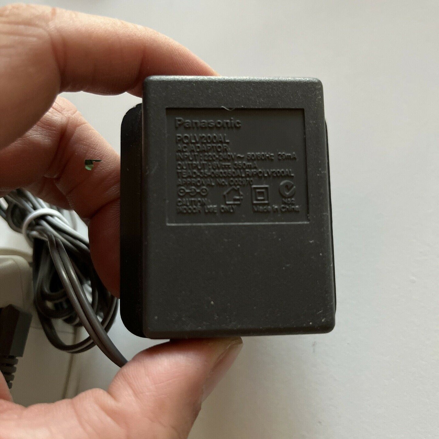 Genuine Panasonic PQLV30018ZAW Extension Charger & PQLV200AL AC Adapter