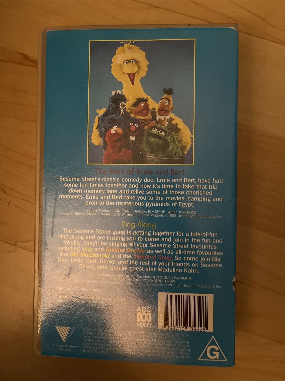 Sesame Street - The Best of Ernie & Bert & Sing Along VHS PAL TAPE
