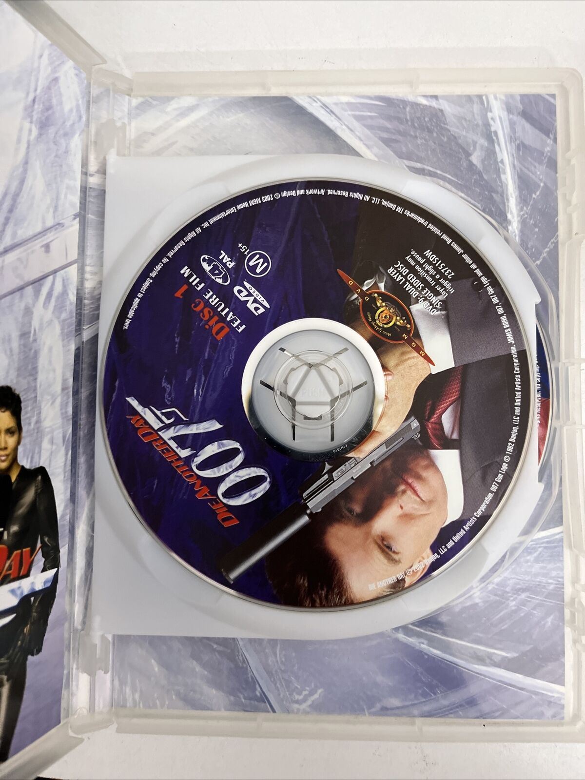 James Bond 007 Die Another Day (DVD, 2002) Pierce Brosnan, Halle Berry Region 4