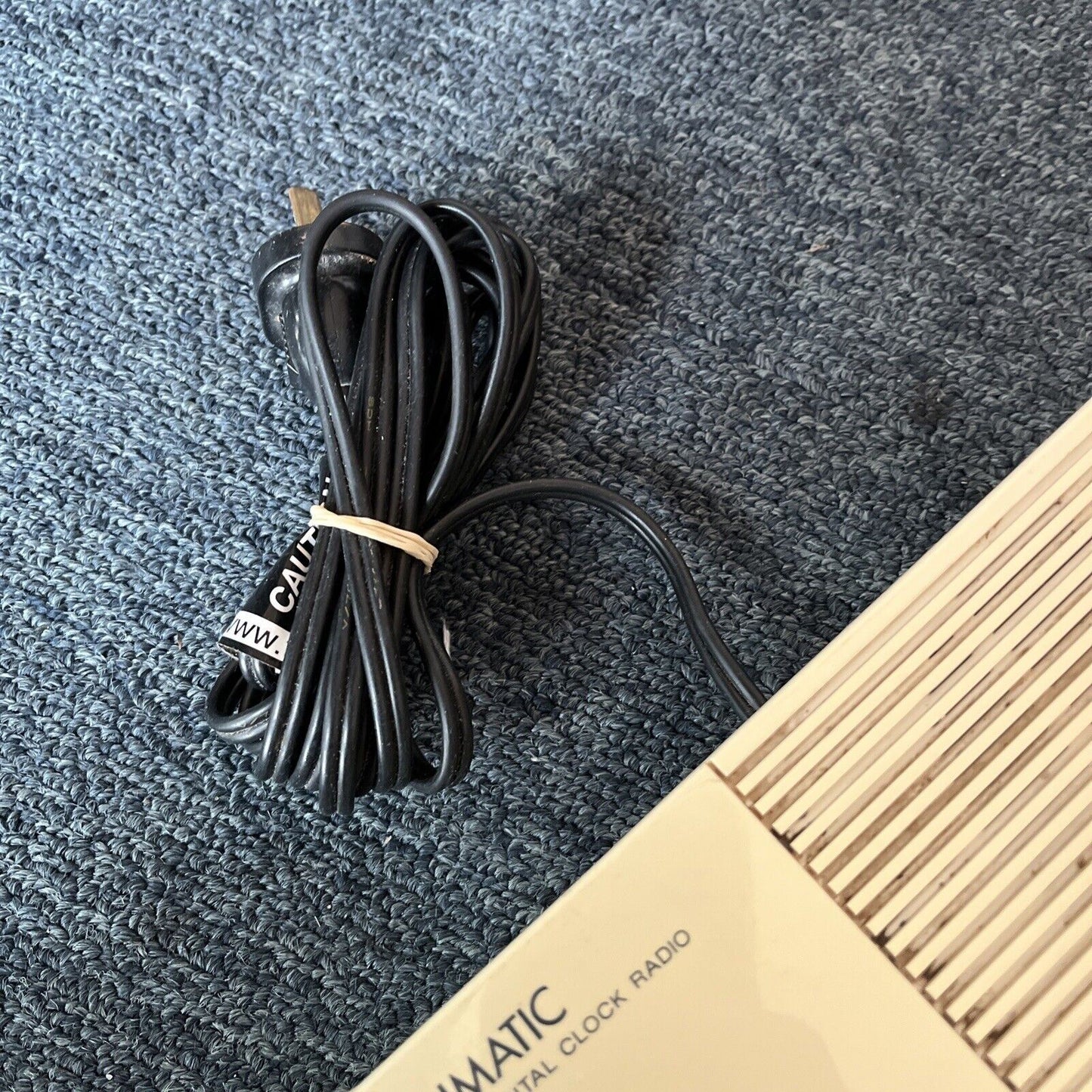 Vintage Sony Digimatic FM/AM Digital Clock Alarm Radio ICF-C3W 80's