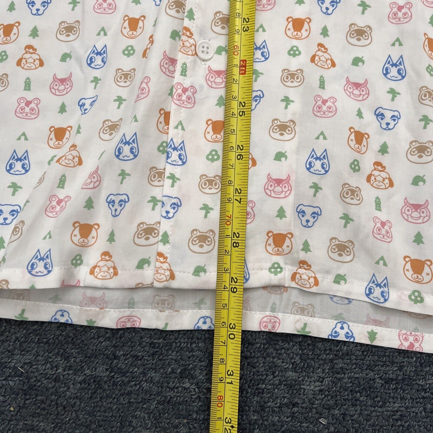 Official Nintendo Animal Crossing Short-Sleeved Shirt Medium NEW