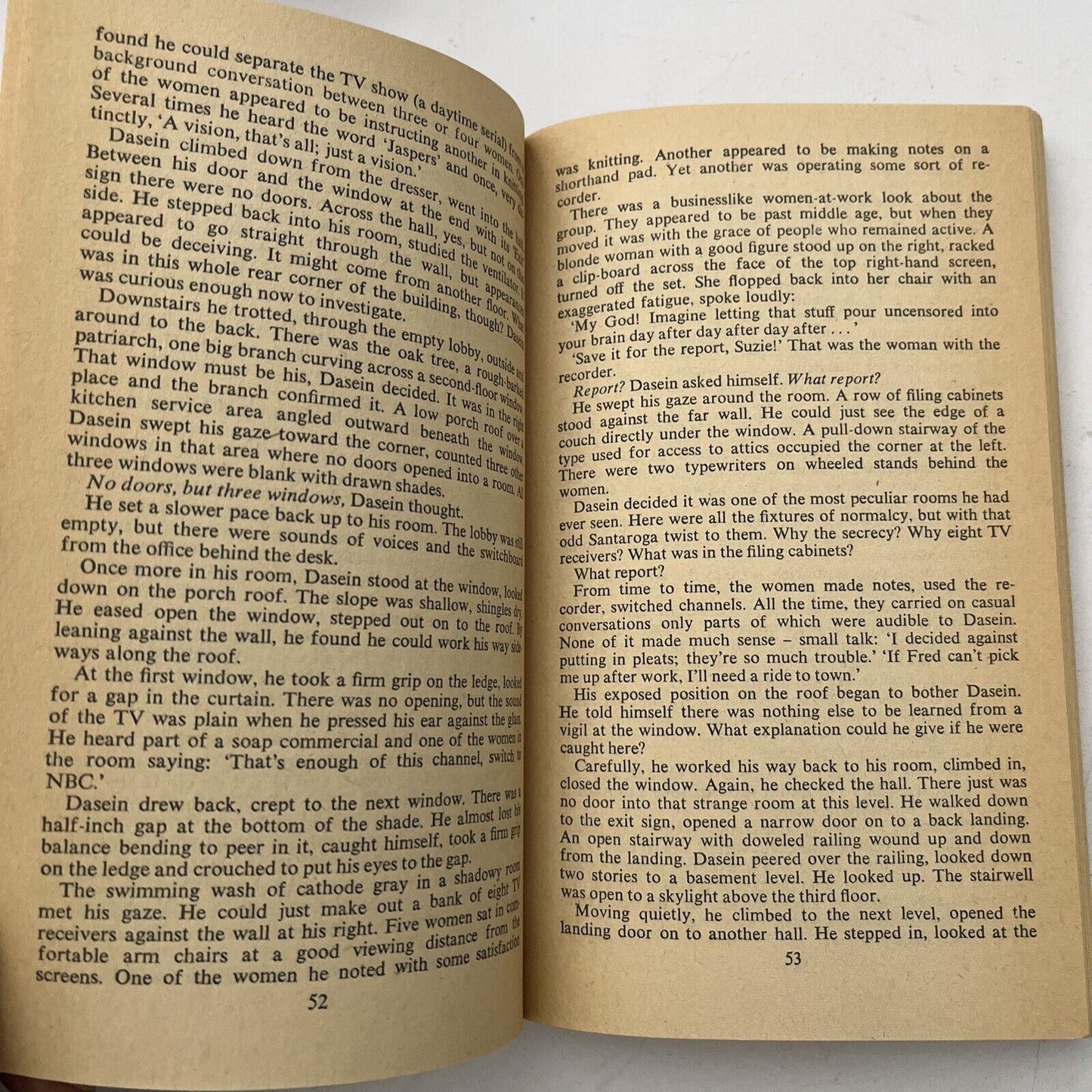 The Santaroga Barrier by Frank Herbert 1971 Novel