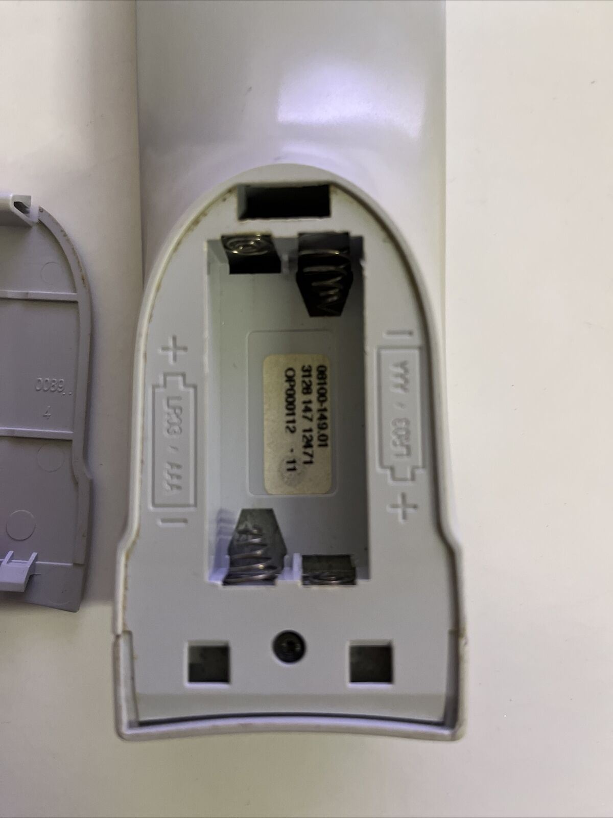 Genuine Grundig Tele Pilot 83 D Remote Control