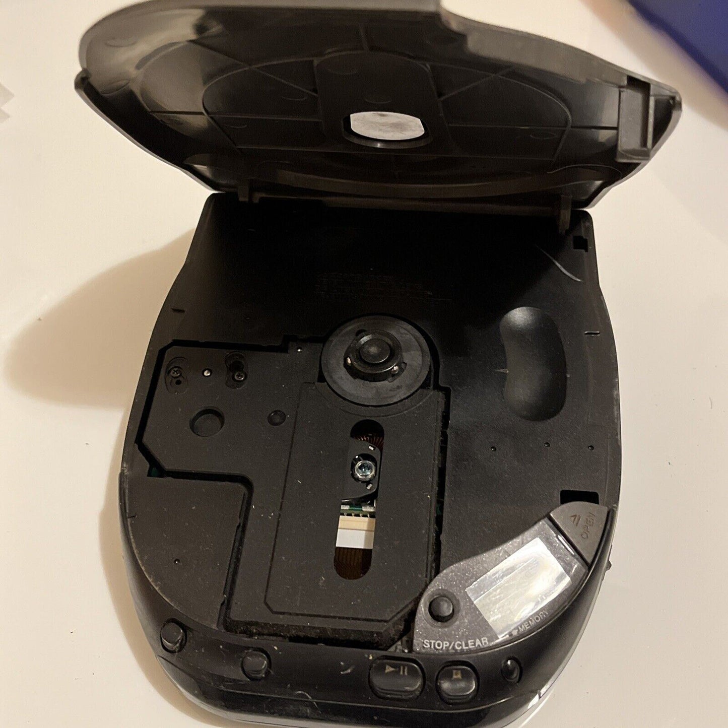 Casio PZ-1100 Portable CD Player *For Parts or Repair