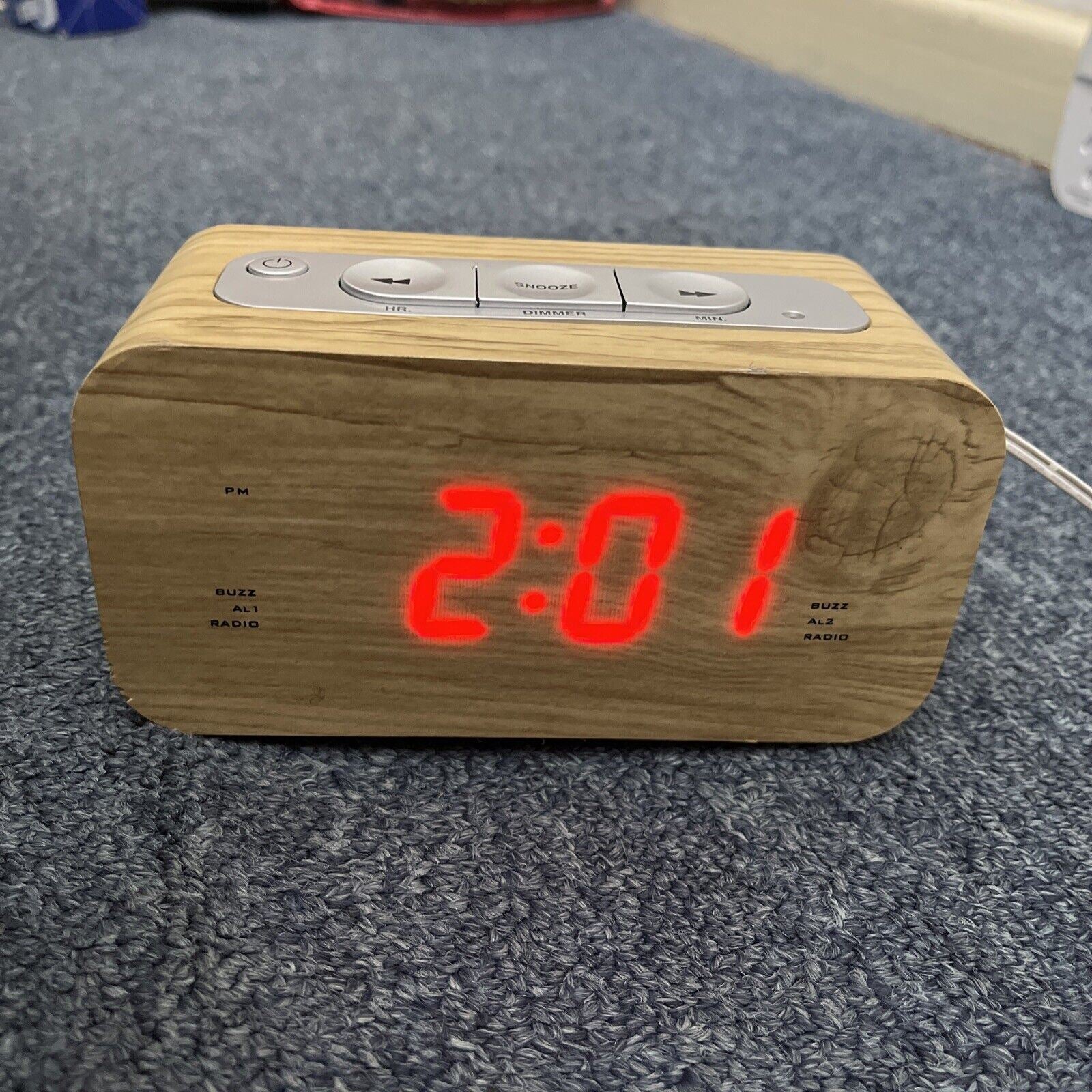 Home & Co Wood Clock Alarm Radio CR668PL Retro Unit