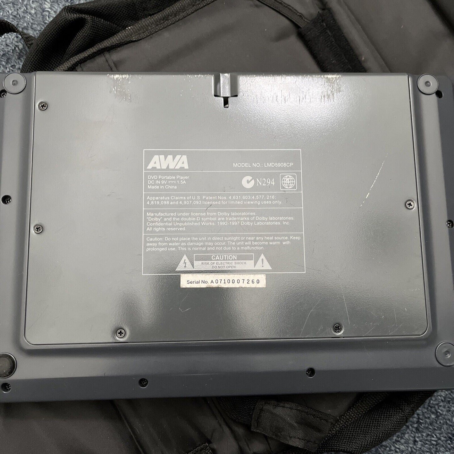 AWA 22cm 9 Inch LCD Monitor & DVD Portable Player LMD5908CP