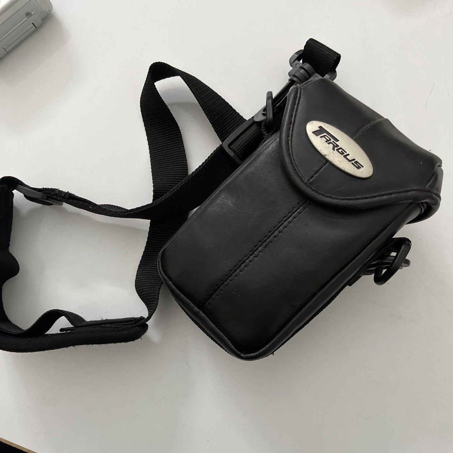 Canon PowerShot A95 5.0MP Digital Camera with Case