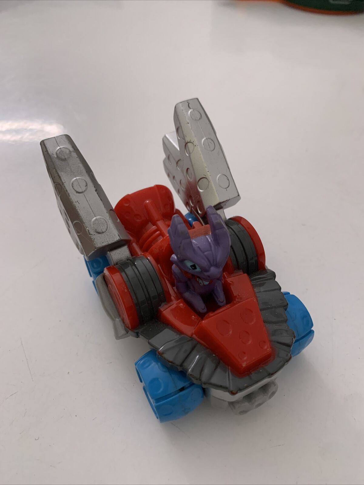 3x Skylanders Figure - Food Fight, Spitfire & Hot Streak, Giants Cynder Figure