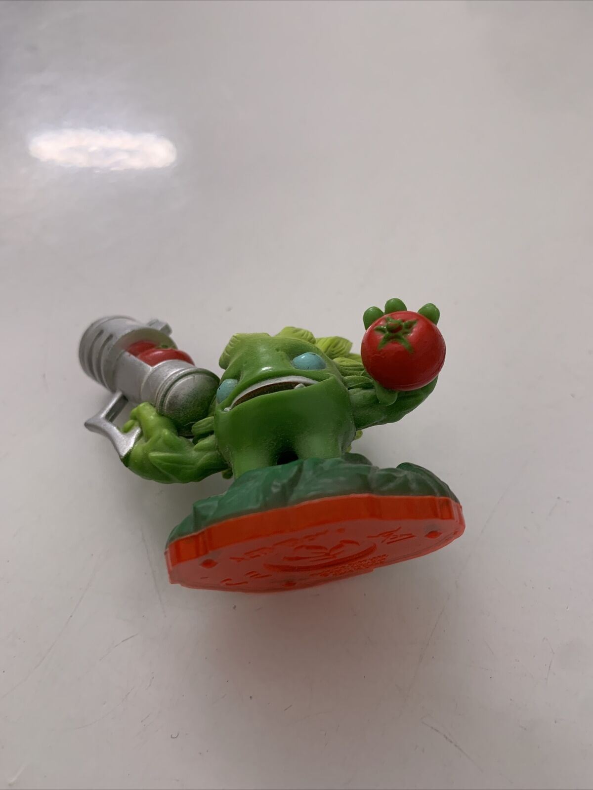 3x Skylanders Figure - Food Fight, Spitfire & Hot Streak, Giants Cynder Figure
