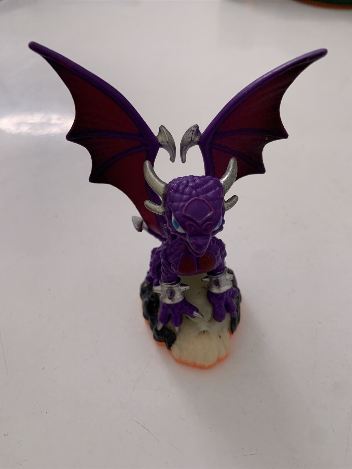 3x Skylanders Figure - Food Fight, Spitfire & Hot Streak, Giants Cynder Figure