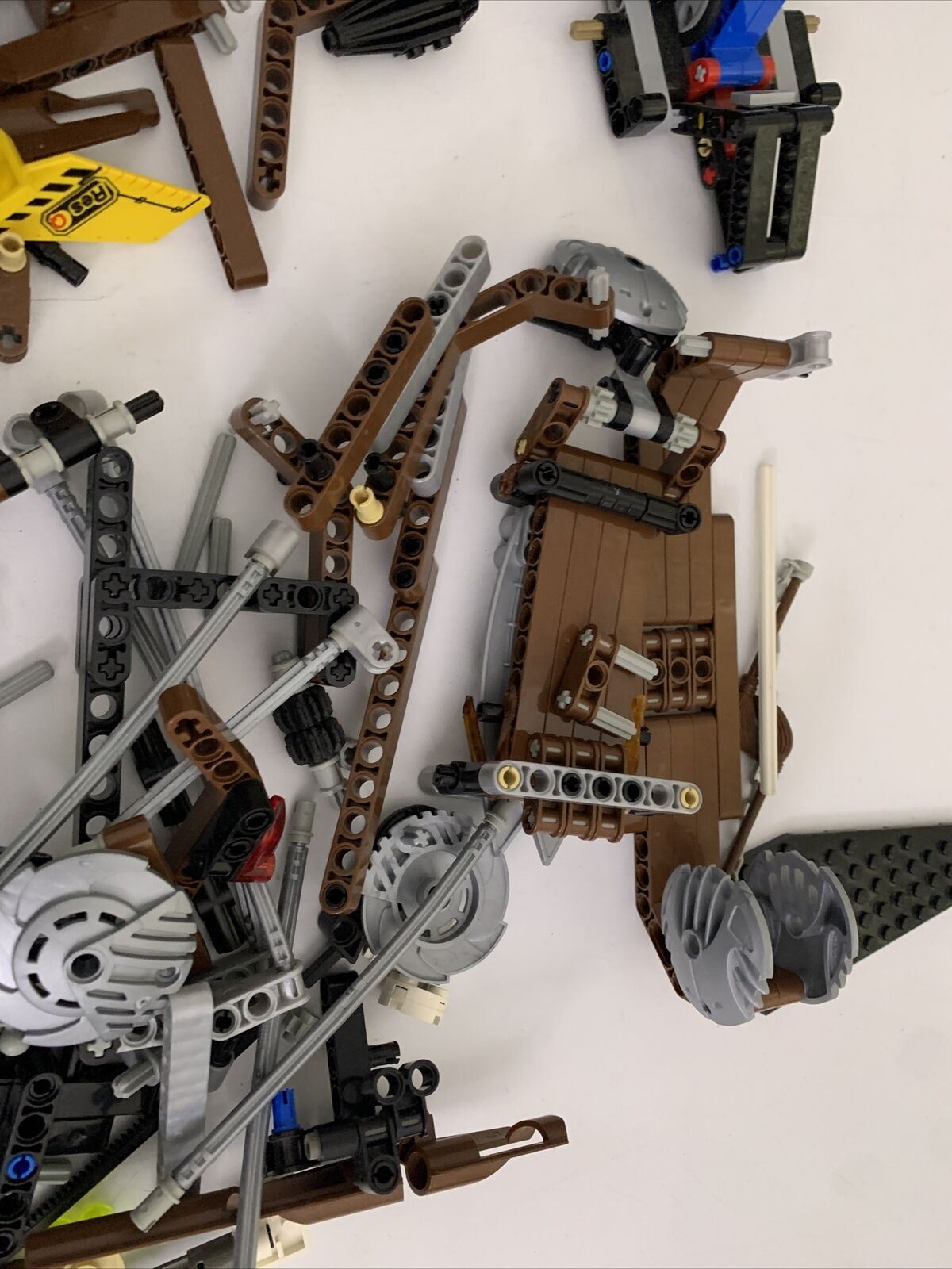 Lego Bulk Lot Genuine Assorted Space Gears Boat 735g