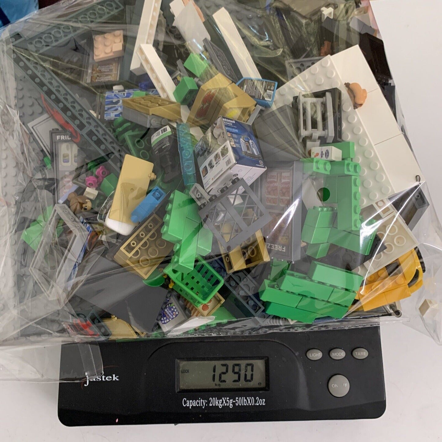 Bunnings Woolworths Assorted Variety Building Blocks Bulk 1.3kg