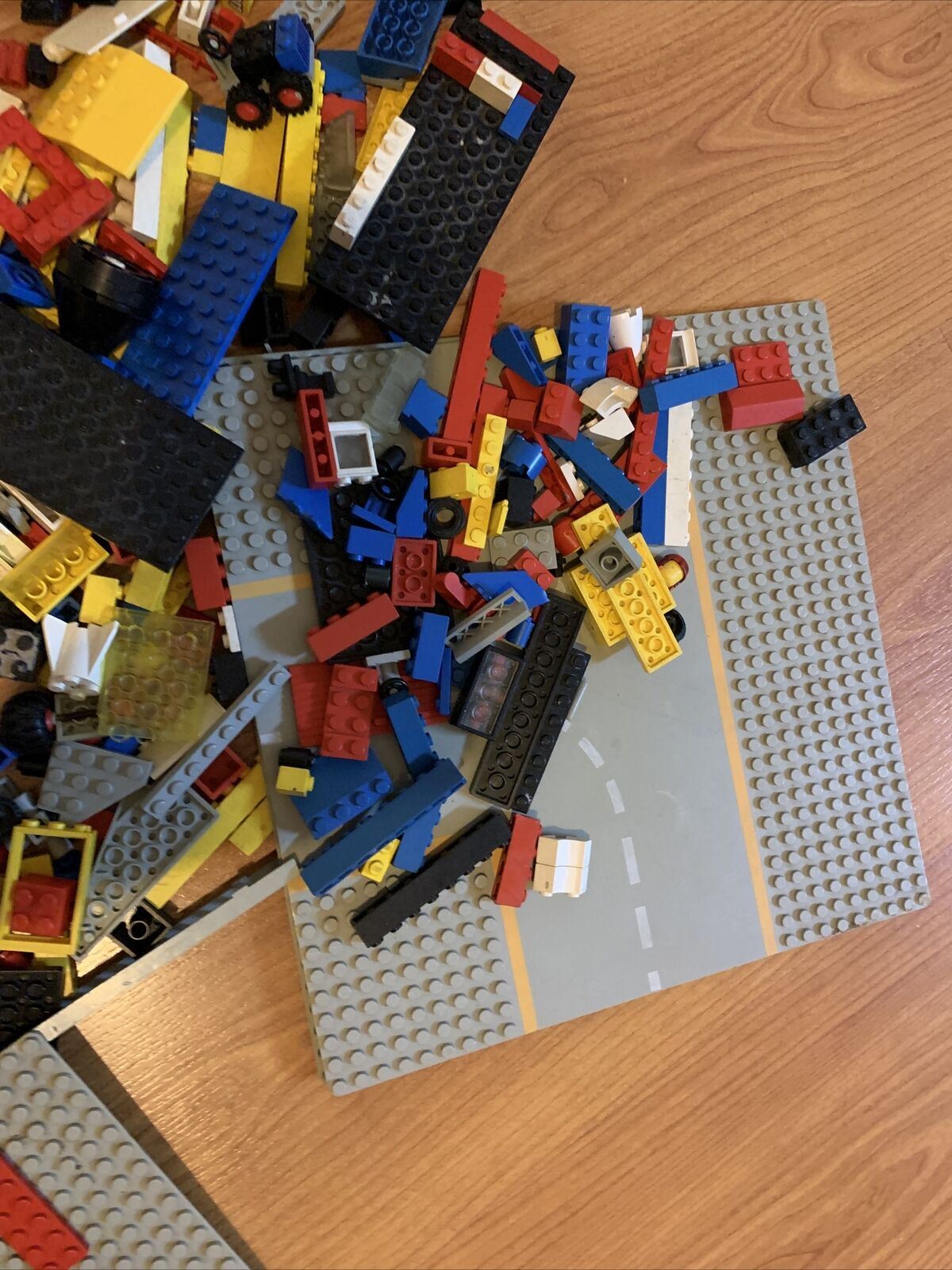 Lego Bulk Lot Set 2.6kg Various Large Pieces & Small Pieces Various