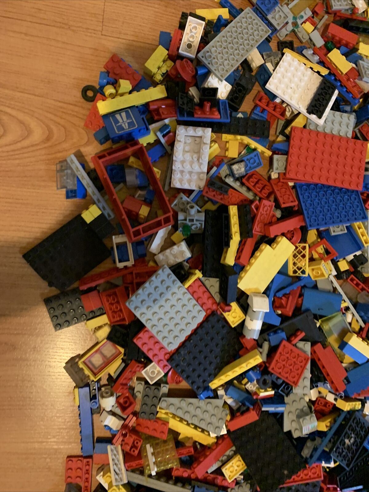 Lego Bulk Lot Set 2.6kg Various Large Pieces & Small Pieces Various