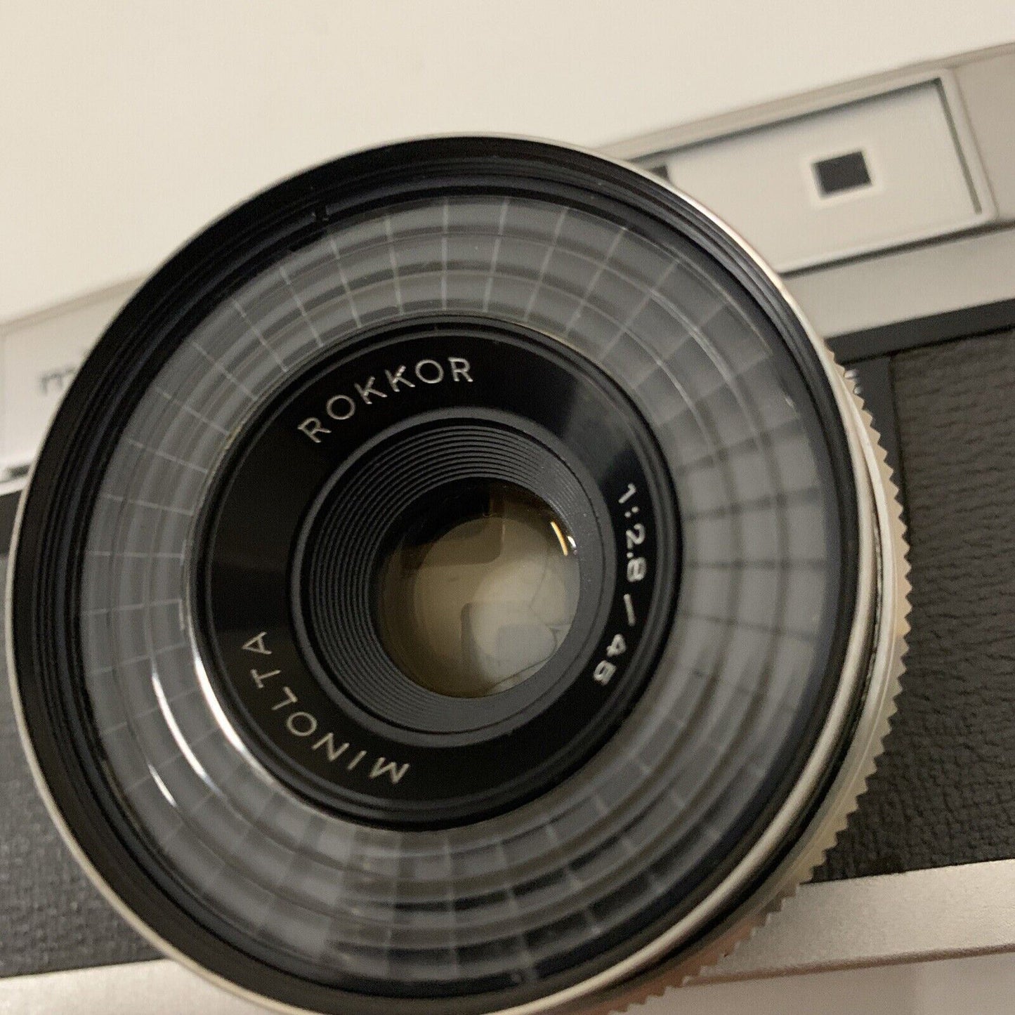 Vintage Minolta Uniomat III 35mm Film Camera Lens Rokkor 1:2.8/45mm 1965