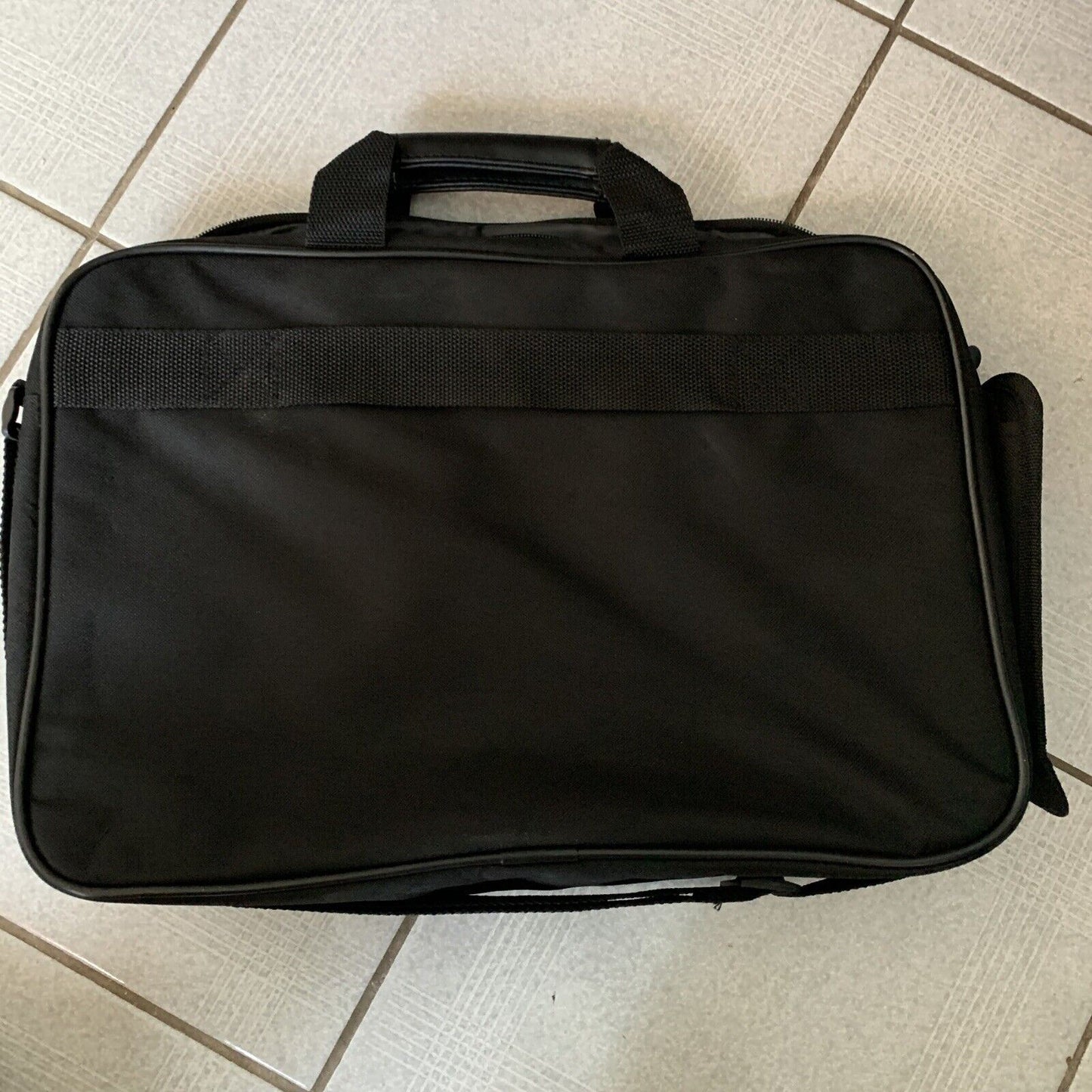 HP Essential Laptop Case 15.6" Bag 679810-001
