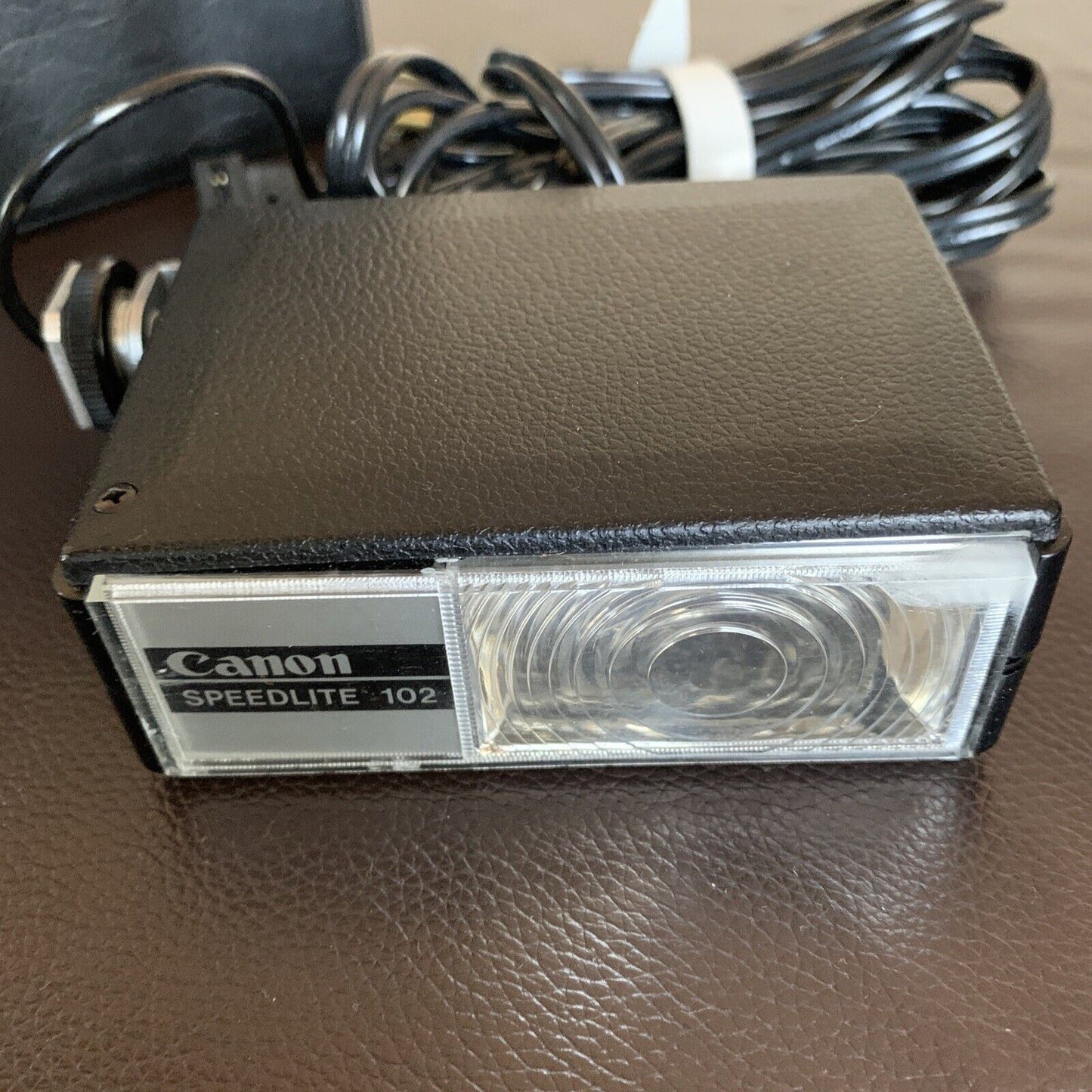 Vintage Canon Speedlite 102 Flash Electronic with Case Made in Japan