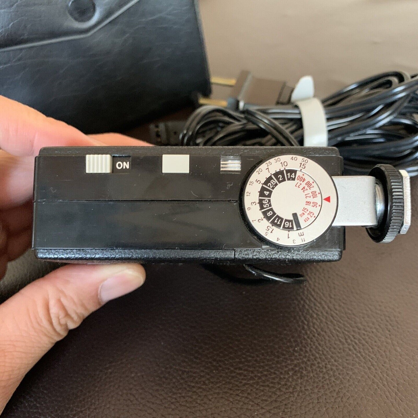 Vintage Canon Speedlite 102 Flash Electronic with Case Made in Japan