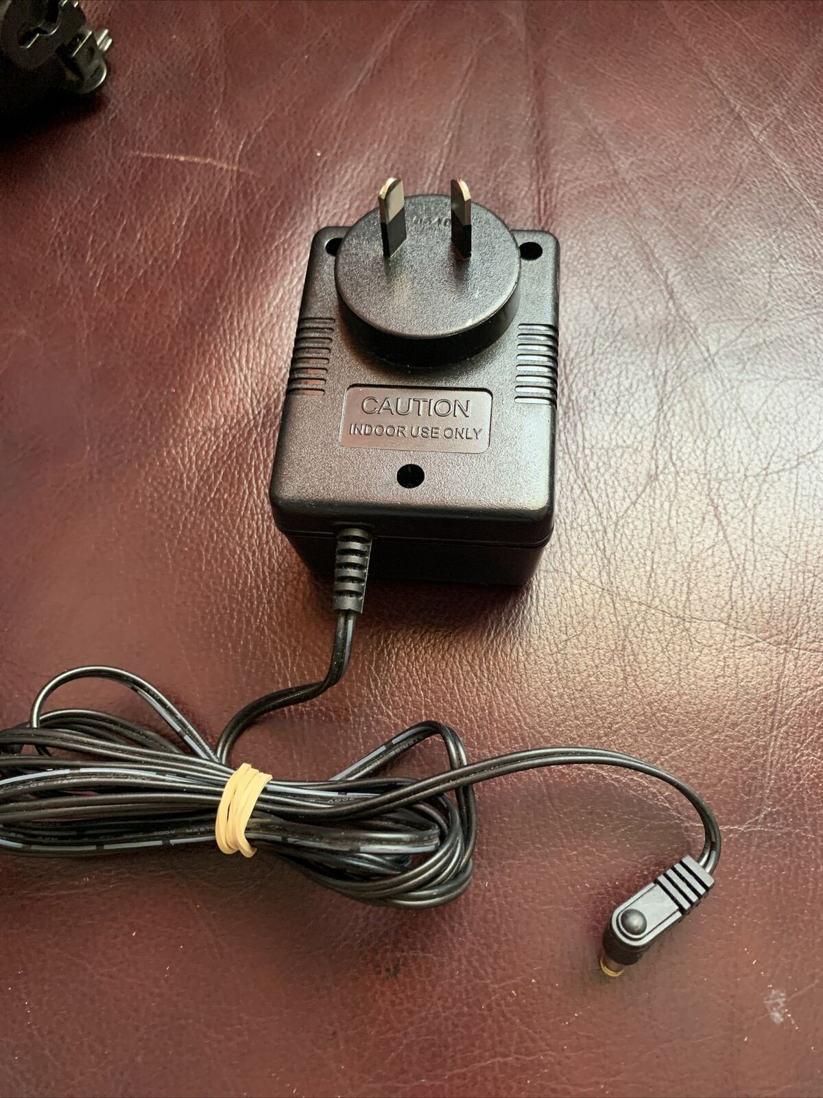 Uniden WDECT 2315+1 Base Charger & AC Adapter AAD-041S 9V  350mA