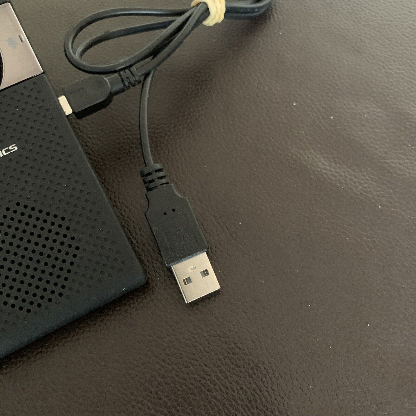 Plantronics K100 Bluetooth Speakerphone & FM Transmitter MICUSBVPC