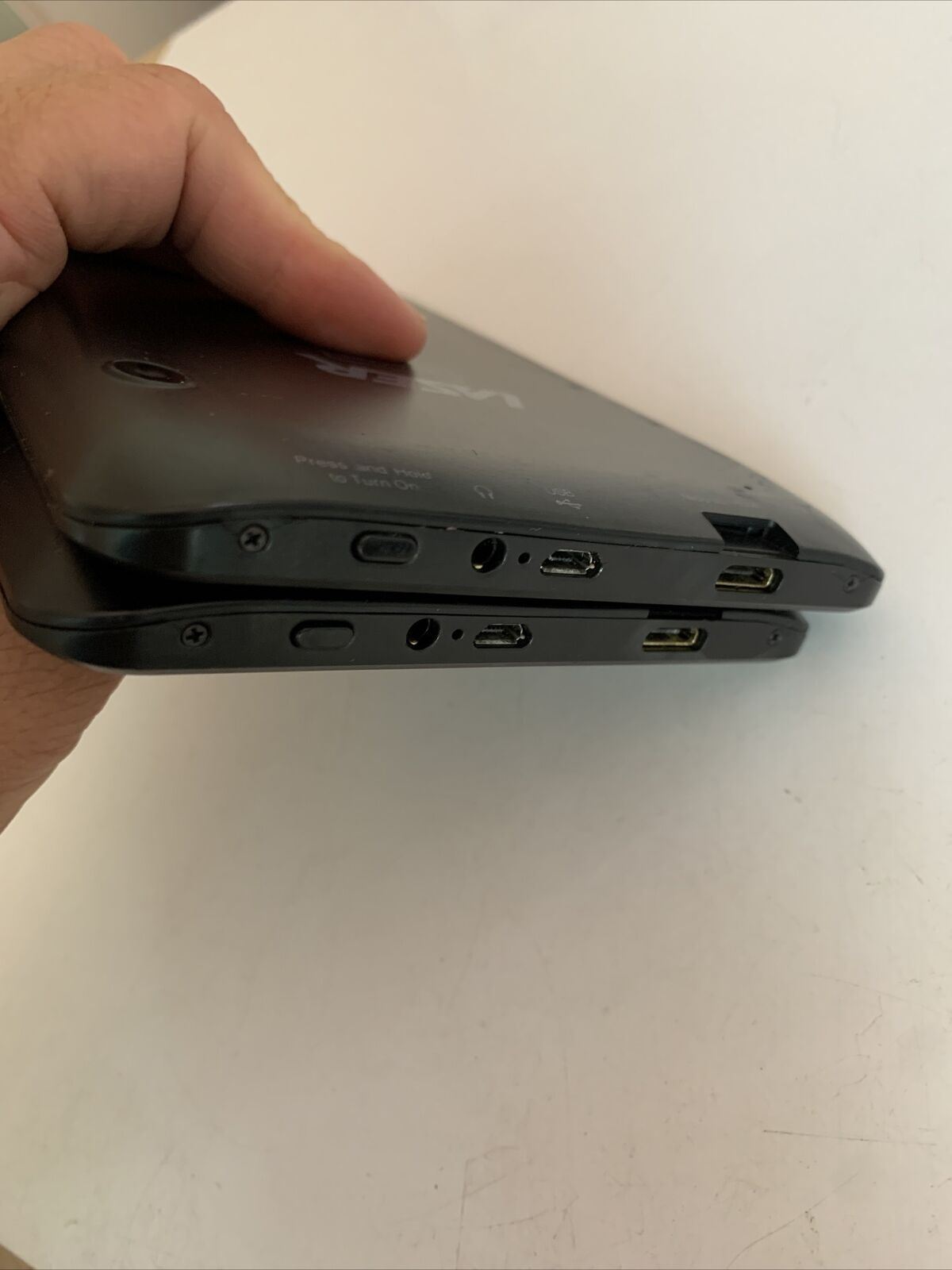 2x Laser 7" Quad Core MID-782 Tablet *Doesn't charge for parts repair