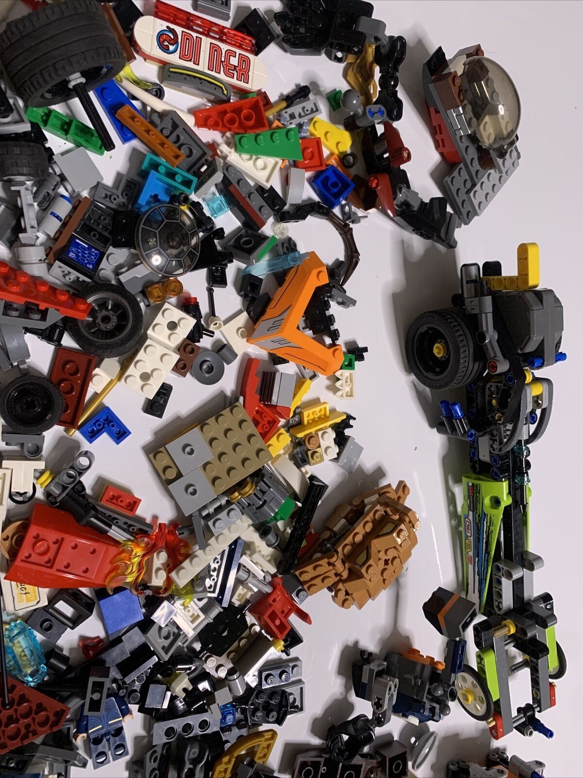 Lego Bulk Lot Drag Racer Truck Technic Bionicle 1.1kg