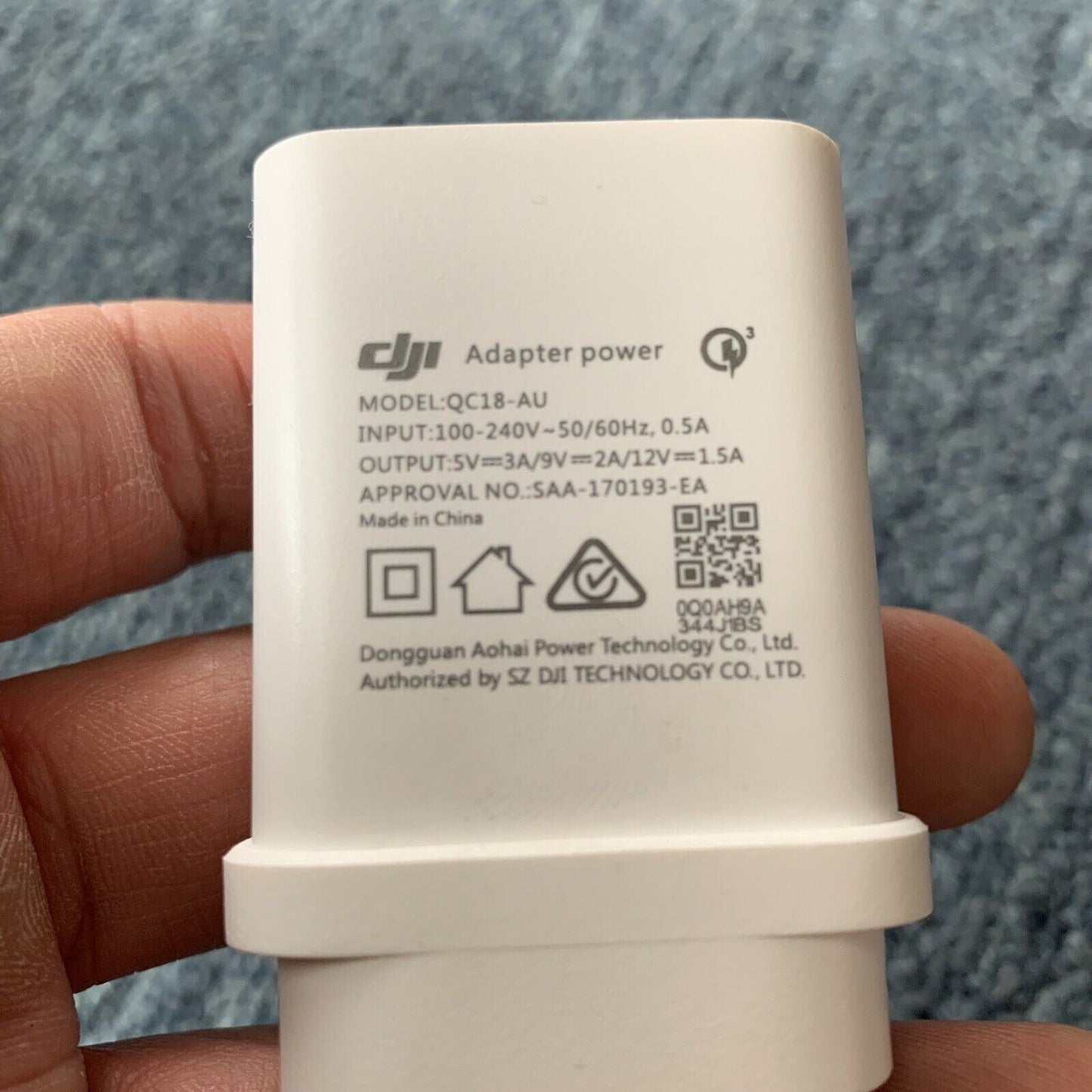 DJI Power Adapter USB QC18-AU Input: 100-240V Output: 5v 3A 9v 2A 12V 1.5A