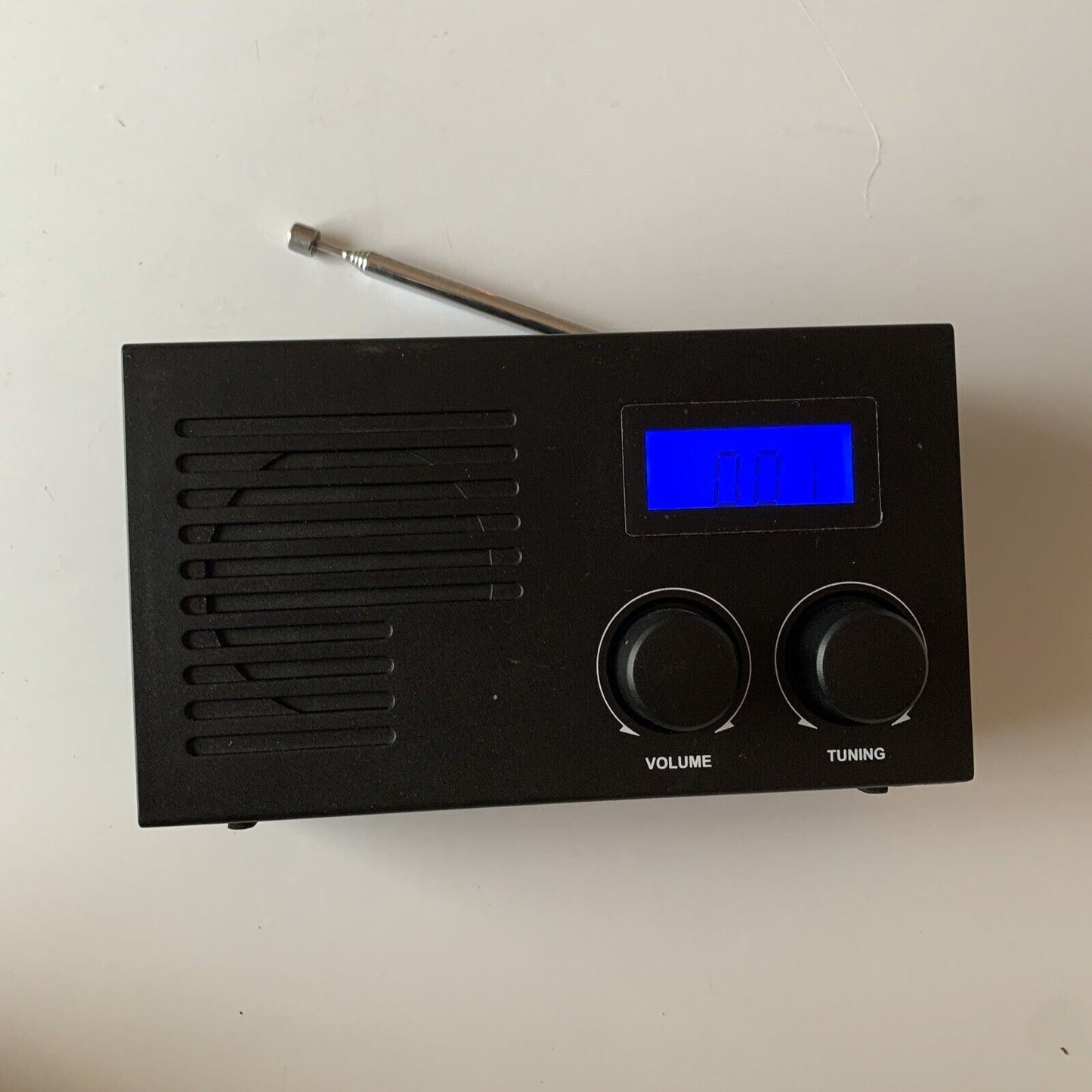 Anko Portable FM/AM Radio JR-61H760 with Built-in Speaker