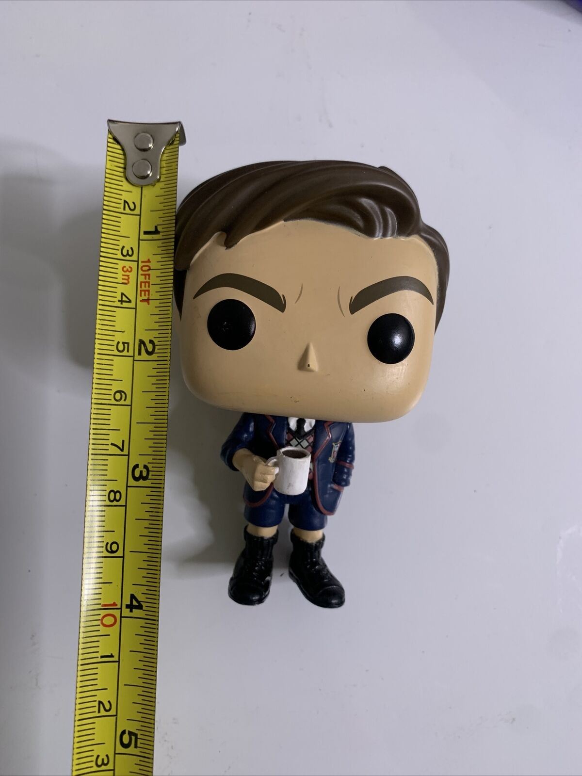 Number Five Umbrella Academy #932 - Season 1 Funko Pop Vinyl Used