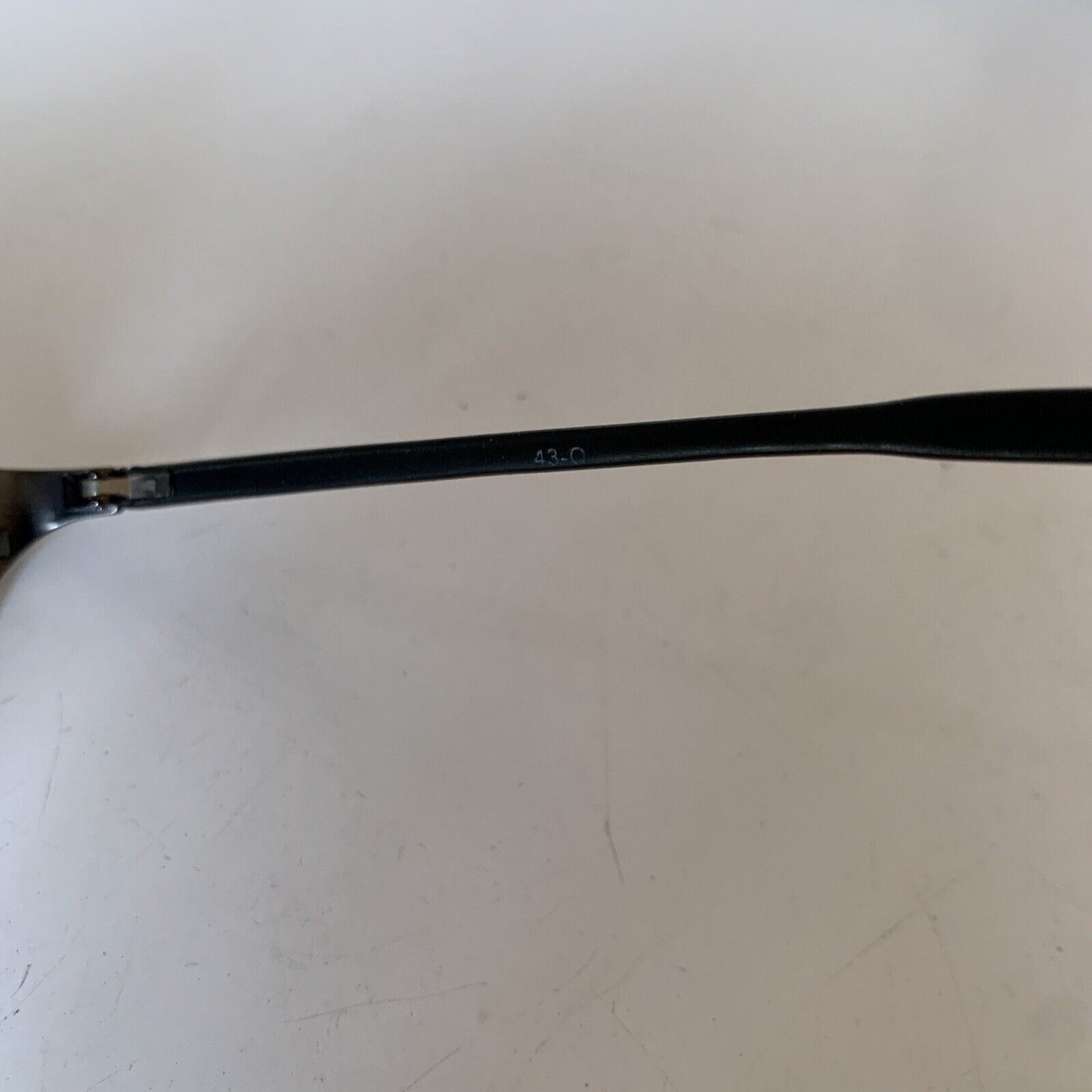 Oakley Sunglasses 43-O *Missing Left Nose Pad