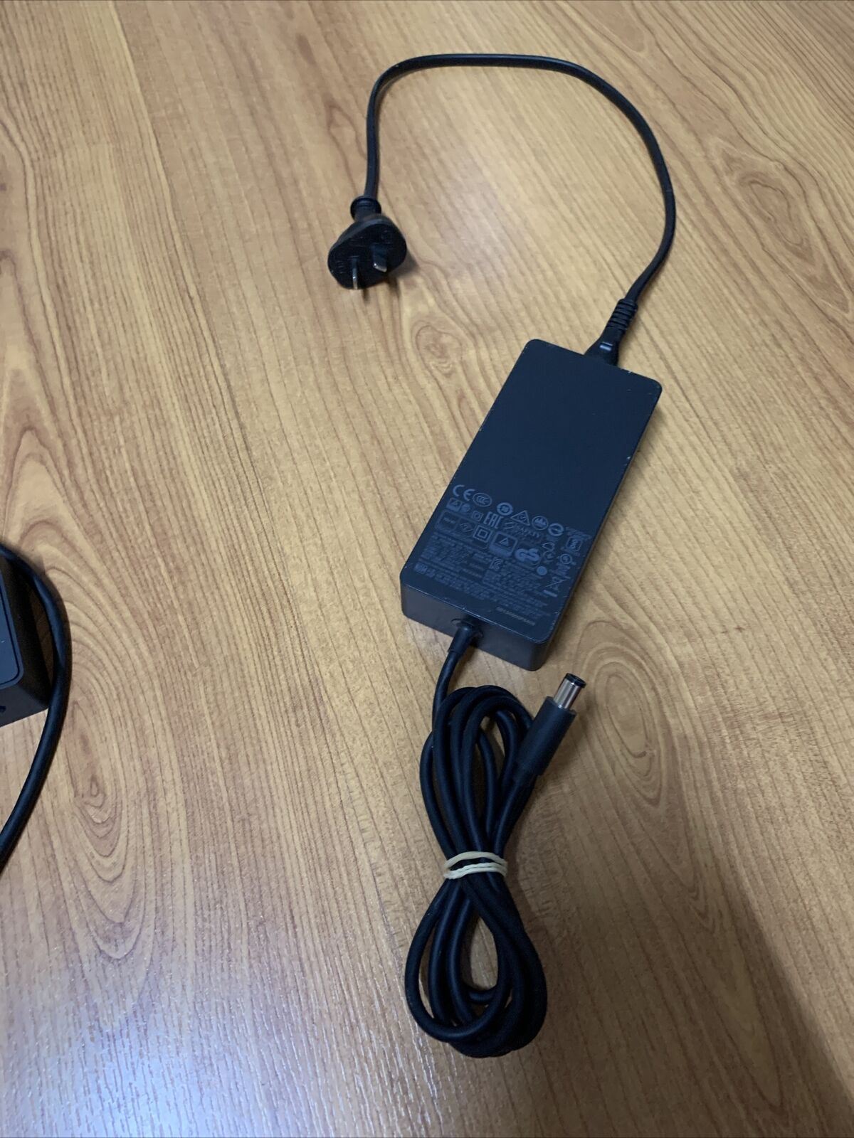 Genuine Microsoft 1661 Surface Dock For Pro 3 4 5 6 7 8 & Power Supply 1749