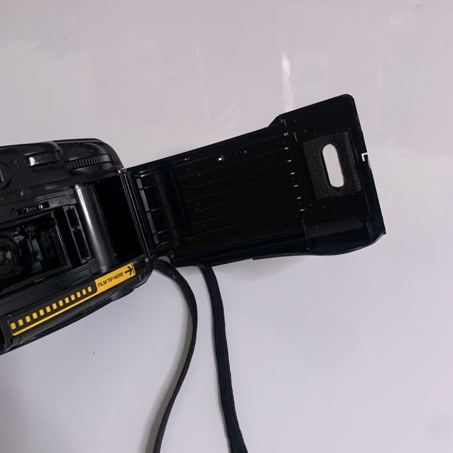 Kodak KB-10 35mm Point & Shoot Film Camera Flash