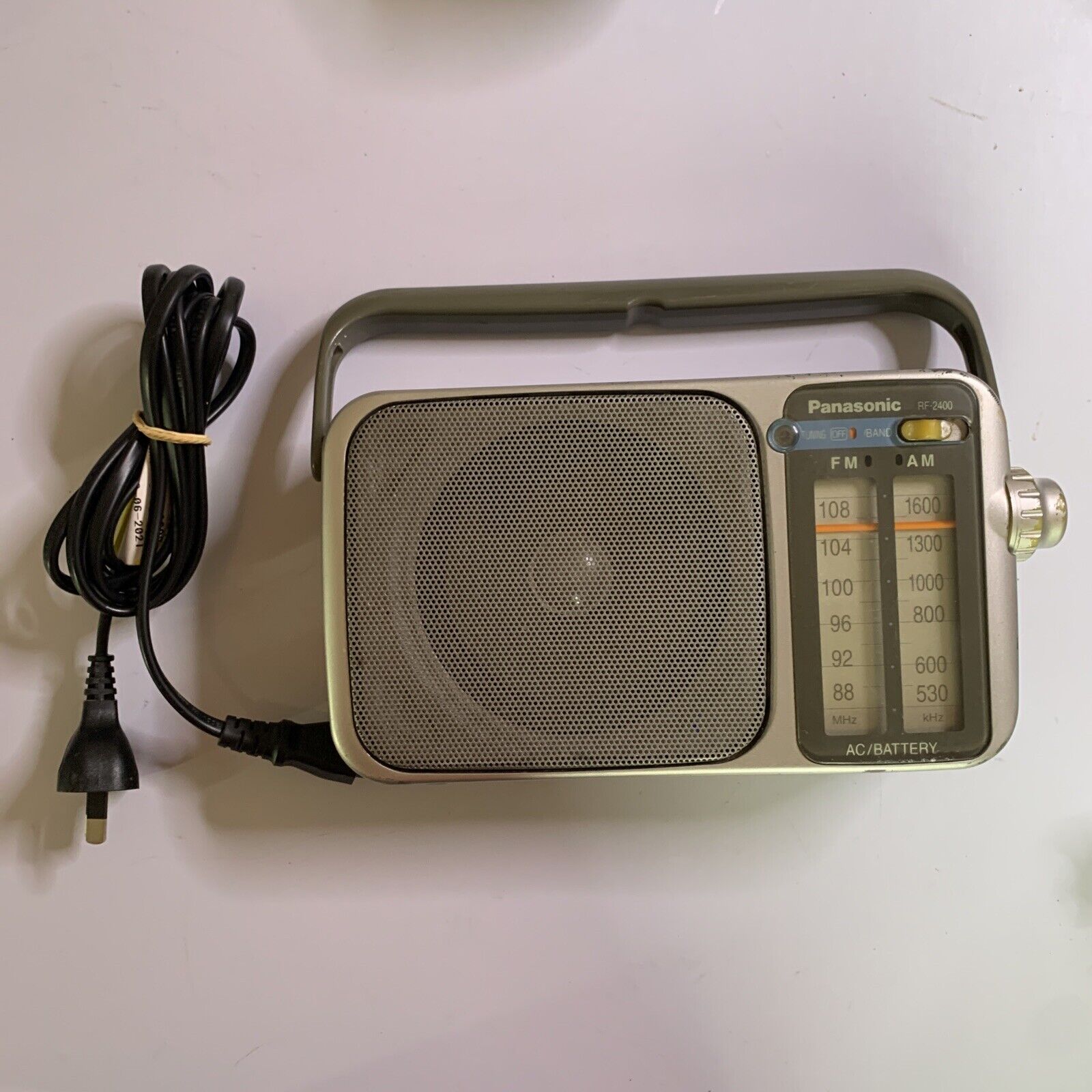 Panasonic RF-2400 Portable AM/FM Radio with Speakers – Retro Unit
