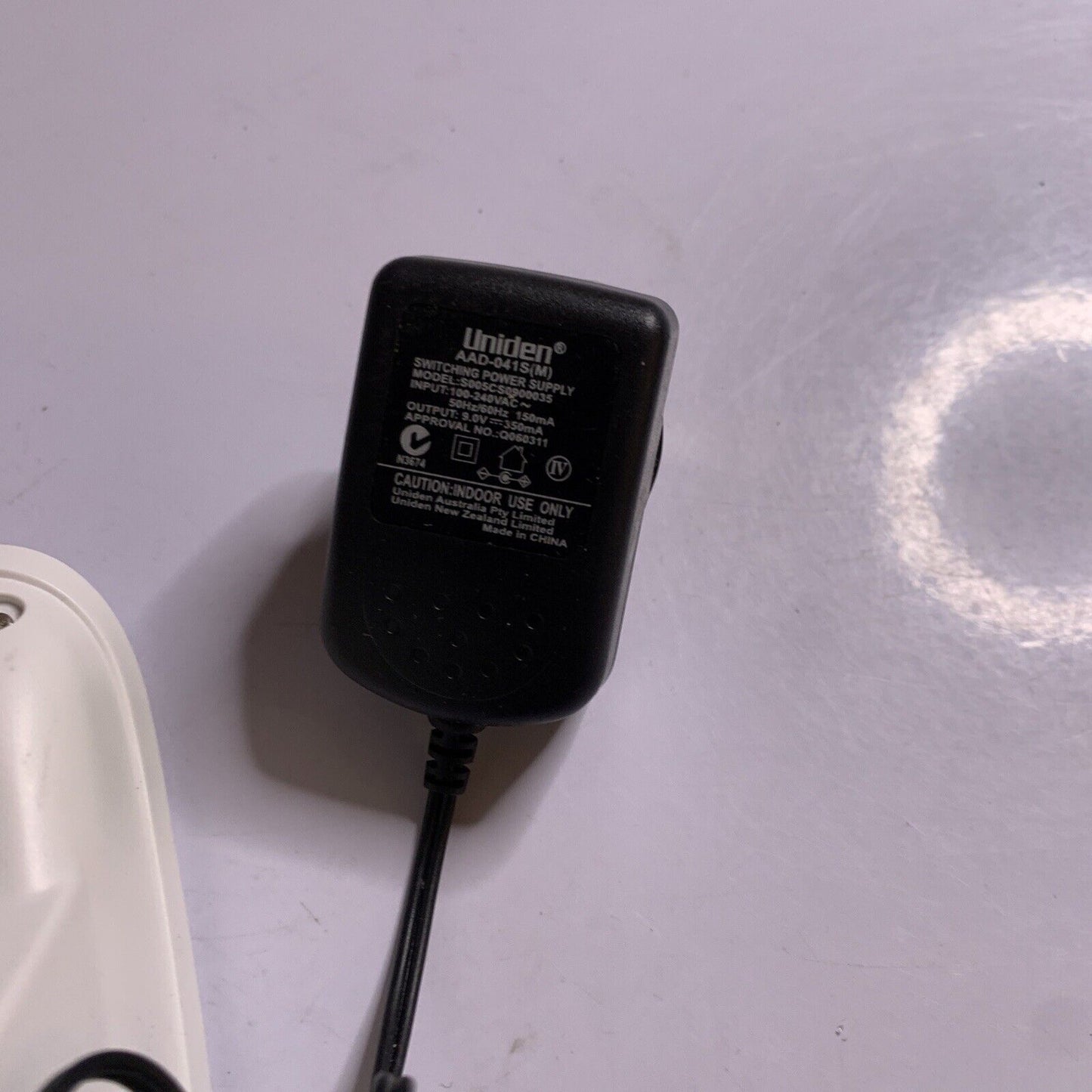 Uniden DECT1635+1W Base Charger & AC Adapter AAD-041S(M)