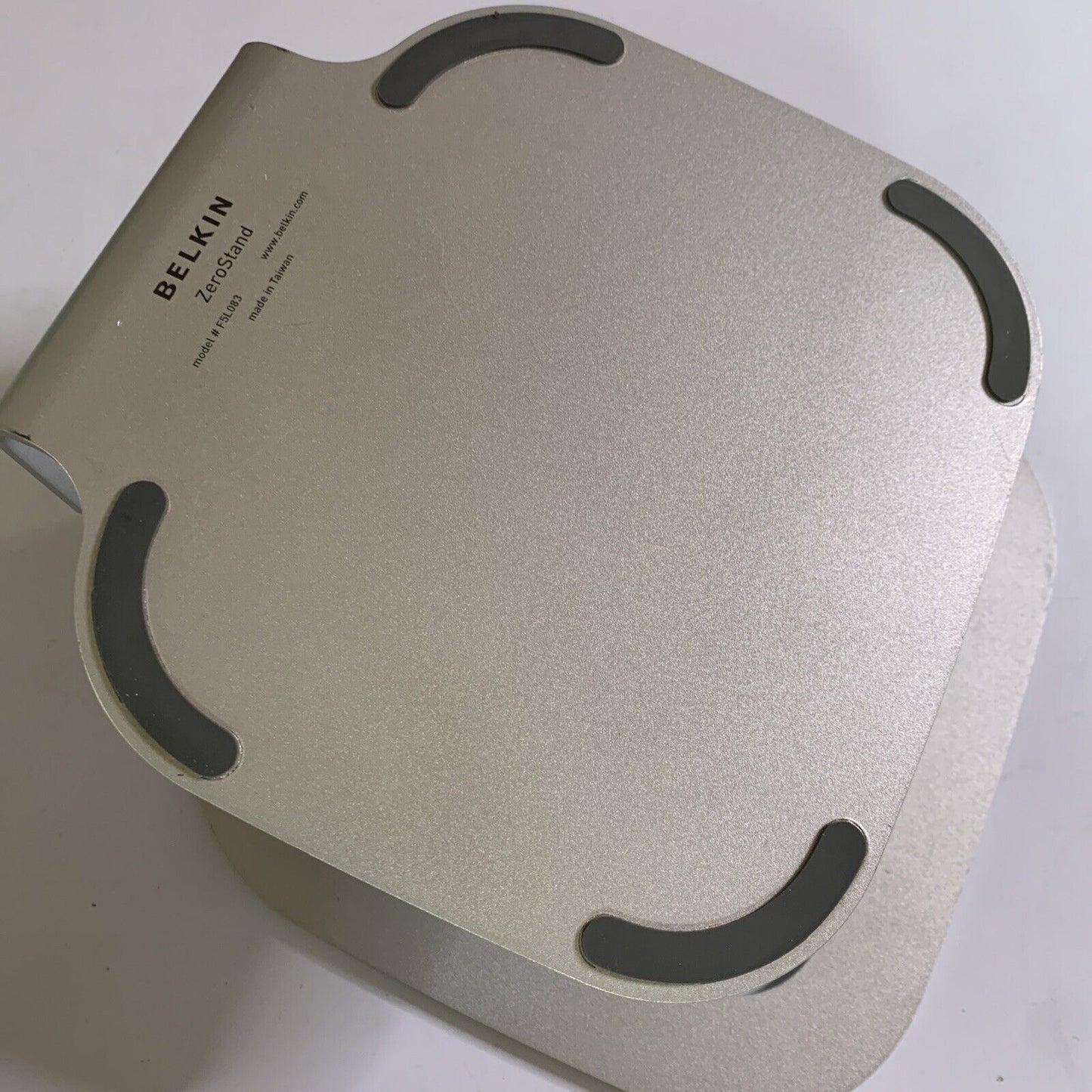 Belkin Zero Stand Aluminium for Laptop F5L083