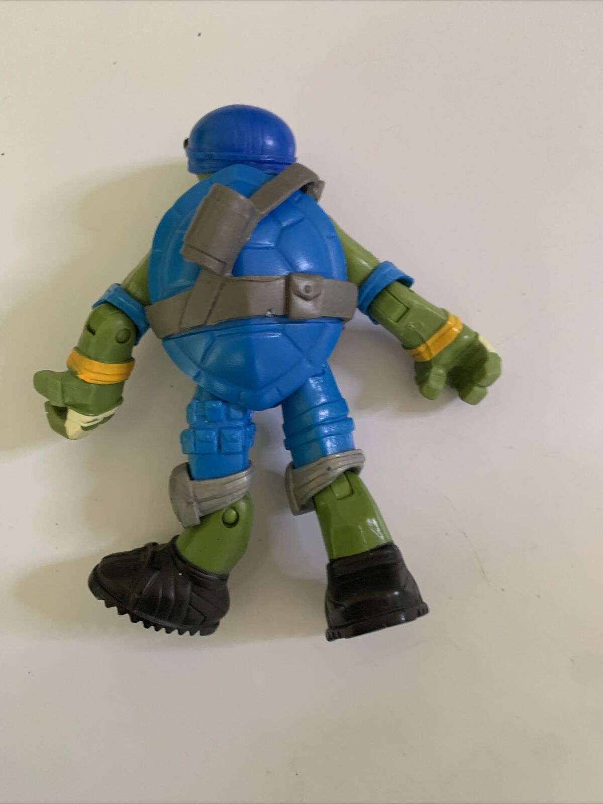 3x Teenage mutant Ninja Turtles Michelangelo Raphael Action Figures