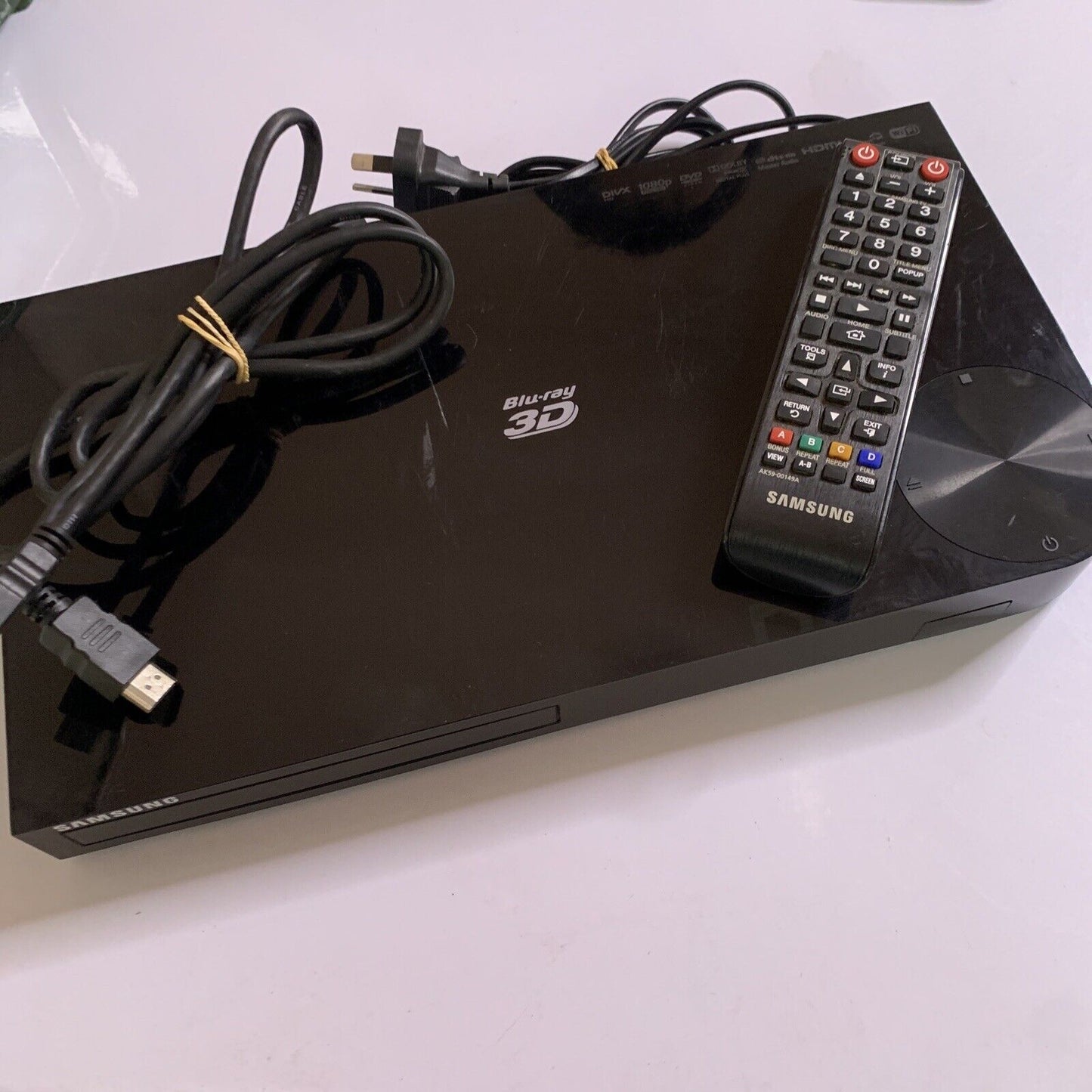 Samsung 3D Blu-Ray DVD Player HDMI with Remote BD-H6500/XY Region B & 4