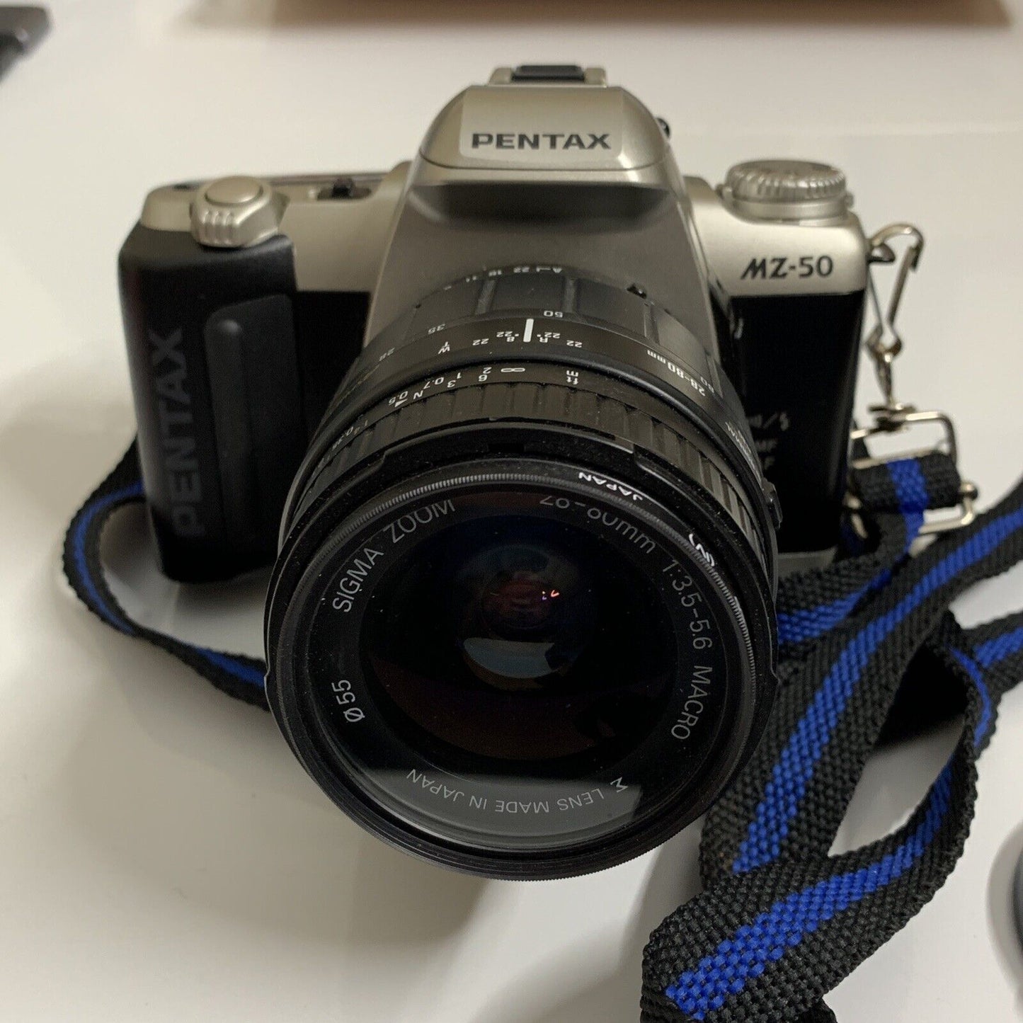 Pentax MZ-50 35mm SLR Film Camera with Sigma Lens 1:3.5-506 28-80mm