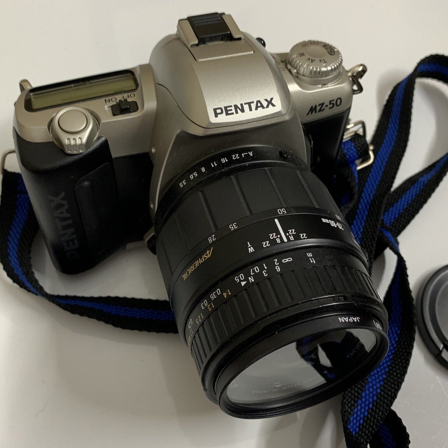 Pentax MZ-50 35mm SLR Film Camera with Sigma Lens 1:3.5-506 28-80mm