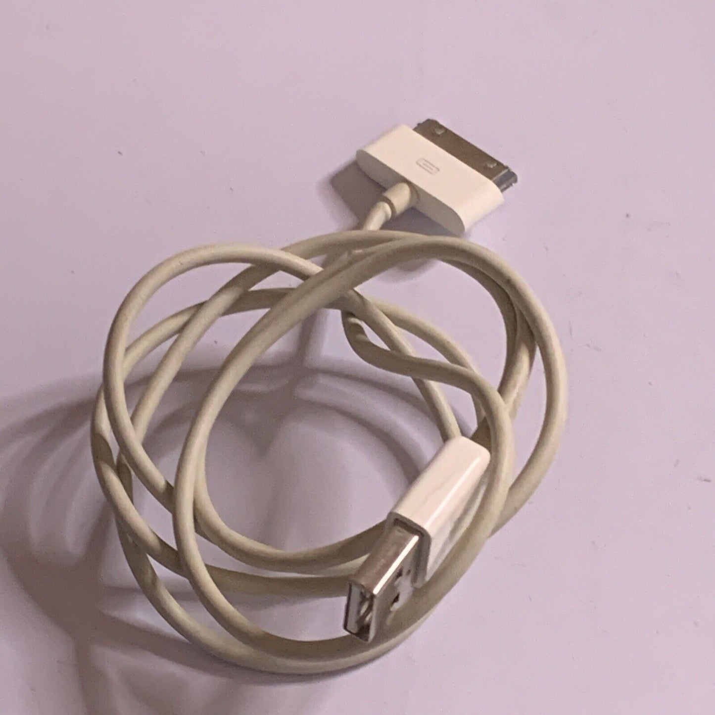 Apple iPod Nano 4th Generation Purple 8GB (A1285)