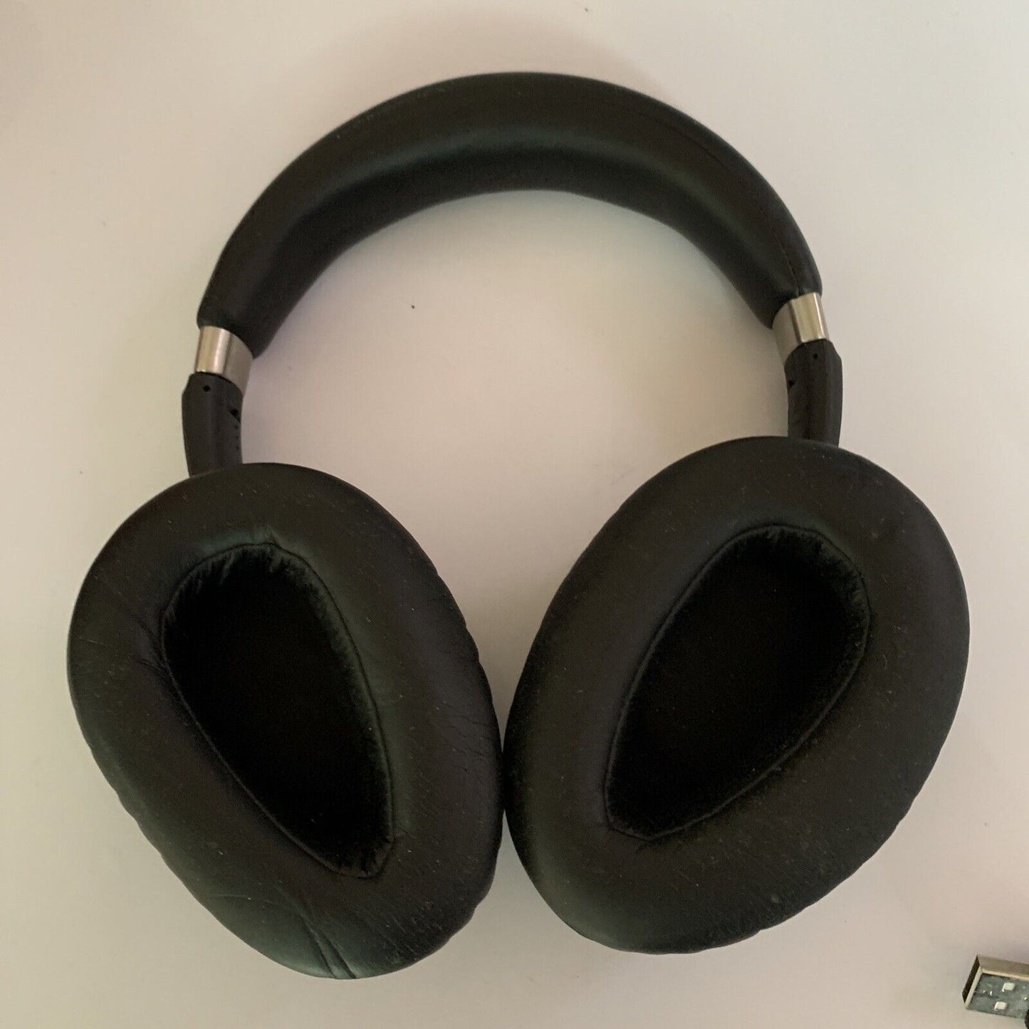 Sennheiser PXC 550 Bluetooth Wireless Over-Ear Noise Cancelling Headphones