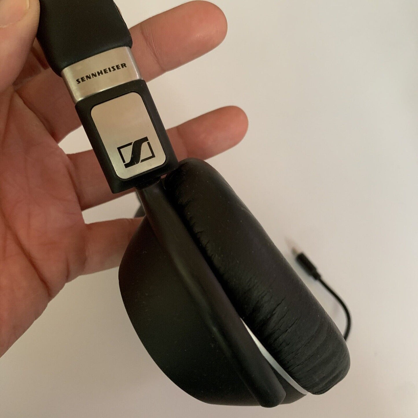 Sennheiser PXC 550 Bluetooth Wireless Over-Ear Noise Cancelling Headphones