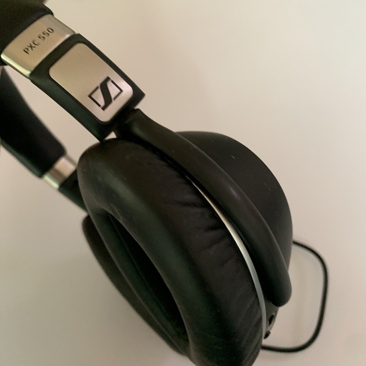 Sennheiser PXC 550 Bluetooth Wireless Over-Ear Noise Cancelling Headphones